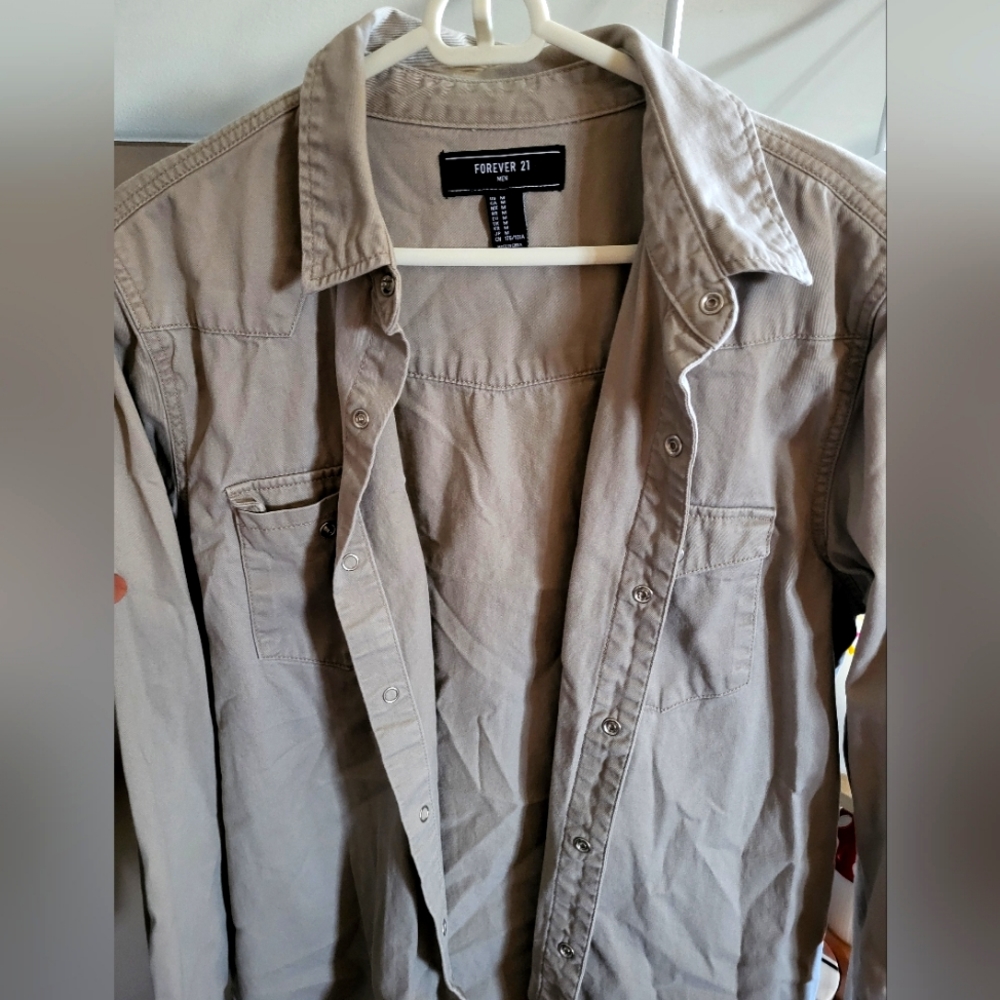Forever 21 shirt